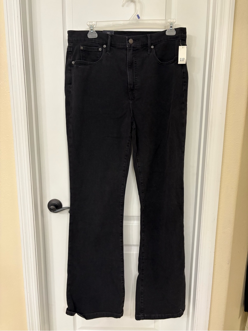 Gap High Rise Flare Stretch Jeans — Black — Size 34 Tall — NWT